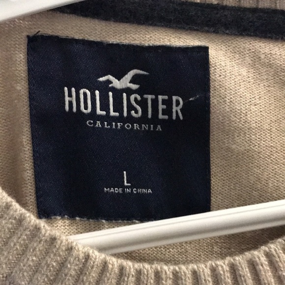 COPY - GUC Hollister long  sleeve - Picture 4 of 6